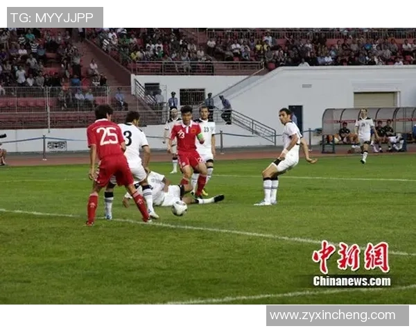 足球传奇老将回归赛场经典阵容盘点与球迷共忆辉煌岁月