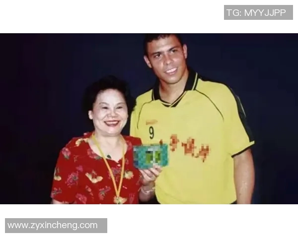 足球明星化身歌手展现金嗓子魅力引发粉丝热议与期待