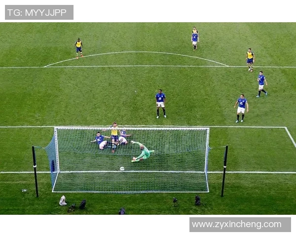 足球明星日常训练时长揭秘每天究竟要花多少时间在球场上